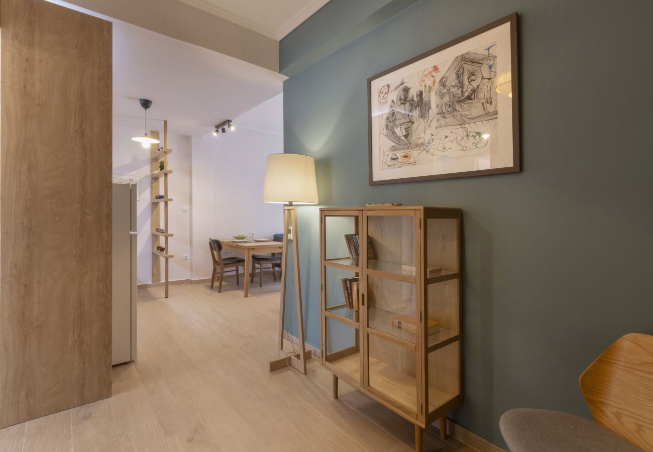 Studio in Athens - Stylish 1BDR Apartment near Archaeological museum in vibrant Exarchia