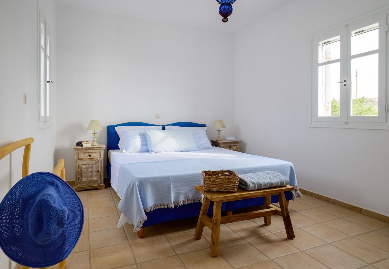 Villa in Tzanes - Soho Villa in Paros