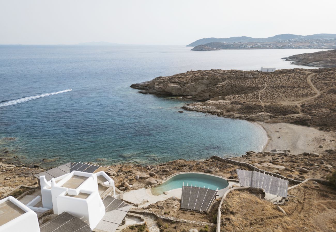 Villa in Mykonos - Luxury 5BDR Retreat in Mykonos