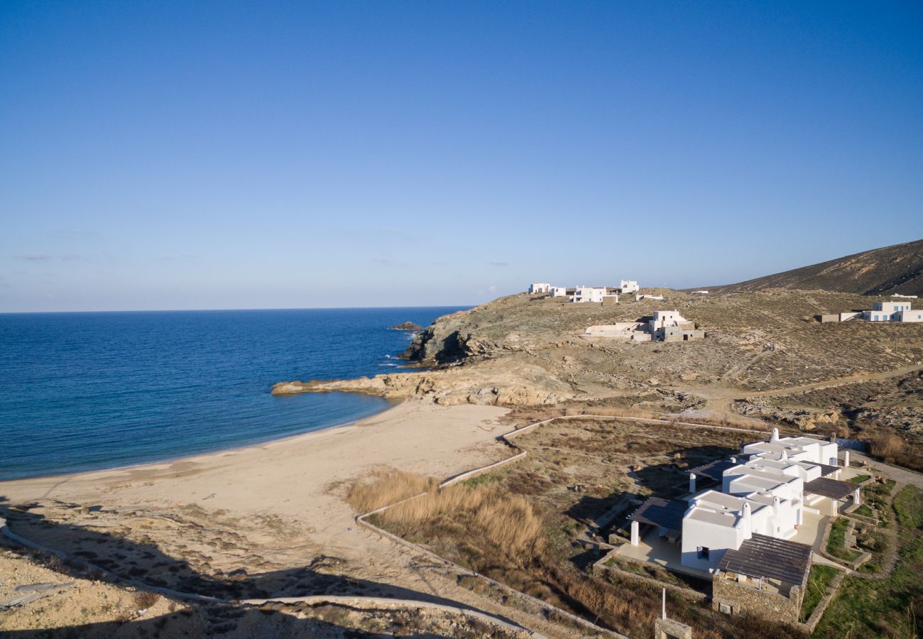 Villa in Mykonos - Seaside 5BDR Bliss in Mykonos