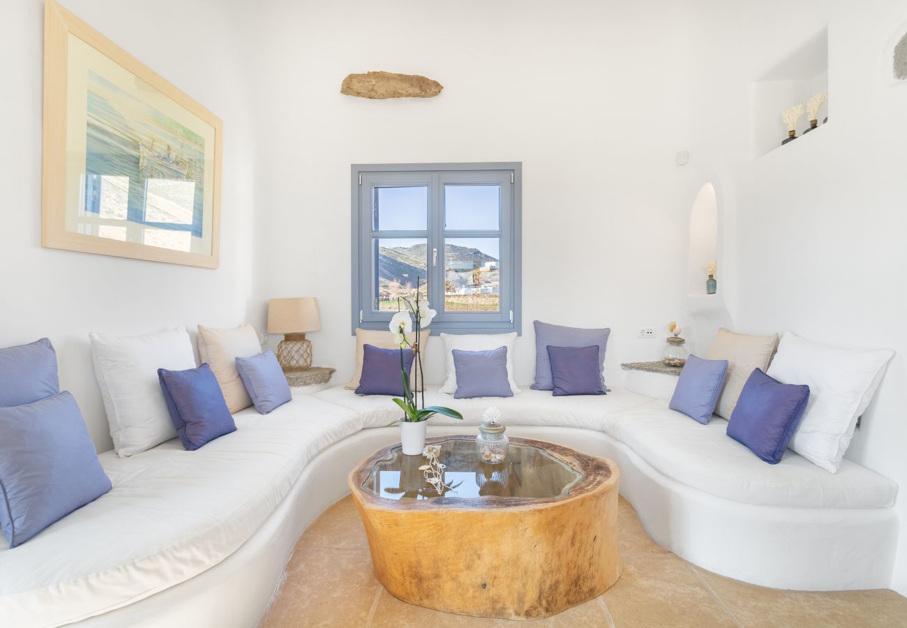 Villa in Mykonos - Seaside 5BDR Bliss in Mykonos