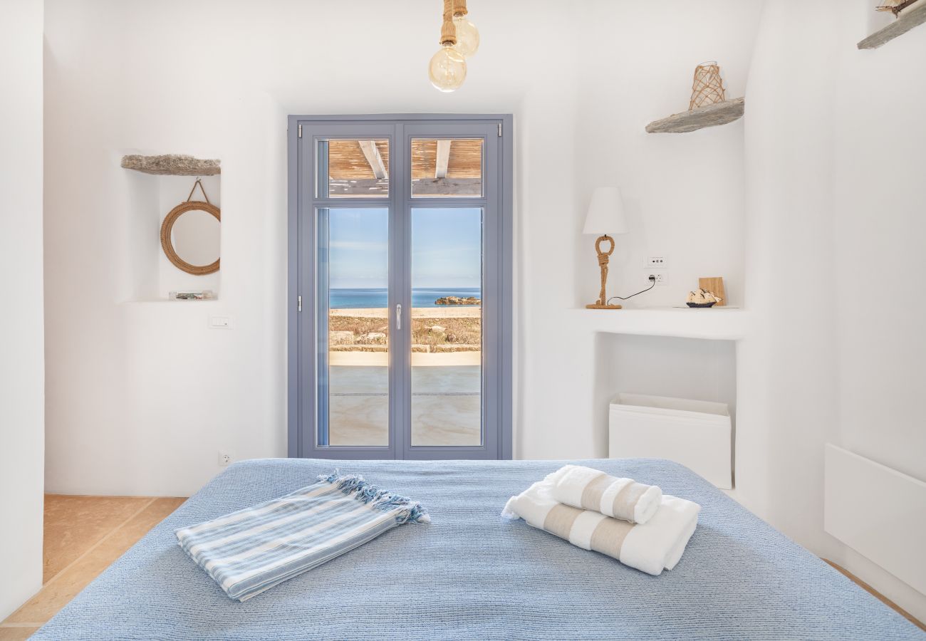 Villa in Mykonos - Seaside 5BDR Bliss in Mykonos